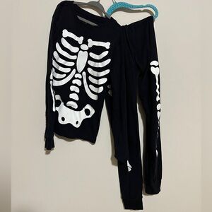 ♻️ Children’s Place: Skeleton Pajama Set